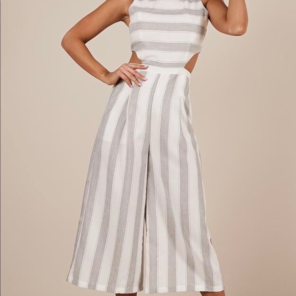 Showpo Jumpsuit - Picture 2 of 5